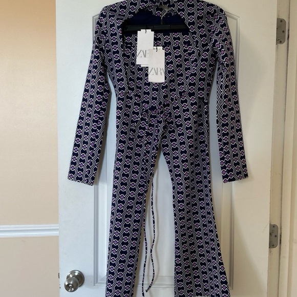 Zara Wome Pants Suit: SM - Picture 5 of 6
